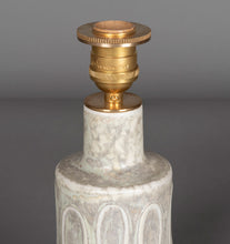 Load image into Gallery viewer, Relief Table Lamp Set