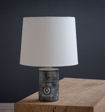 Load image into Gallery viewer, Sarek Series Table Lamp