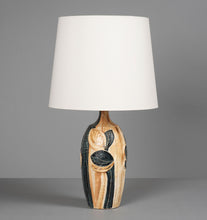 Load image into Gallery viewer, Large Botanical Relief Table Lamp