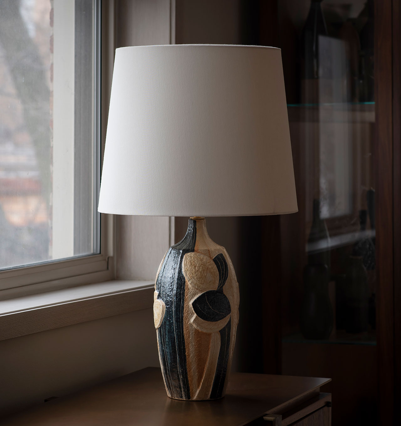 Large Botanical Relief Table Lamp