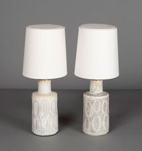 Load image into Gallery viewer, Relief Table Lamp Set