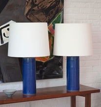 Load image into Gallery viewer, Indigo Blue Haresfur Table Lamps