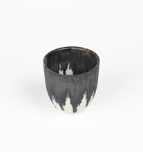 Load image into Gallery viewer, Bronze + White Porcelain Collection