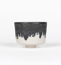 Load image into Gallery viewer, Bronze + White Porcelain Set