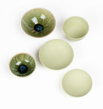 Load image into Gallery viewer, Willow Green Bowl Collection