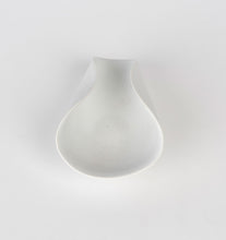 Load image into Gallery viewer, Veckla Series Vessel Collection