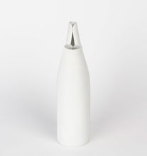 Load image into Gallery viewer, Veckla Series Vessel Collection