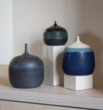Load image into Gallery viewer, Black Metallic + Midnight Blue Duo and Black Graphite Vessel