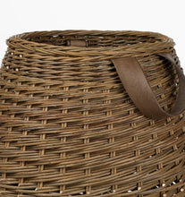 Load image into Gallery viewer, Square to Round Basket