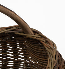 Load image into Gallery viewer, Bow Basket