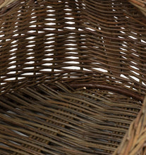 Load image into Gallery viewer, Bow Basket