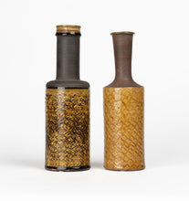 Load image into Gallery viewer, Kähler Incised Pattern Vessel Set