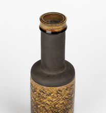 Load image into Gallery viewer, Kähler Incised Pattern Vessel Set