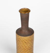 Load image into Gallery viewer, Kähler Incised Pattern Vessel Set
