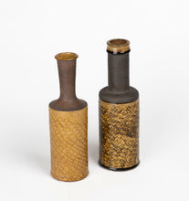 Load image into Gallery viewer, Kähler Incised Pattern Vessel Set