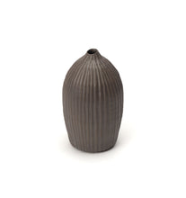 Load image into Gallery viewer, Incised Vases