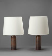 Load image into Gallery viewer, Chestnut Haresfur Table Lamp Set