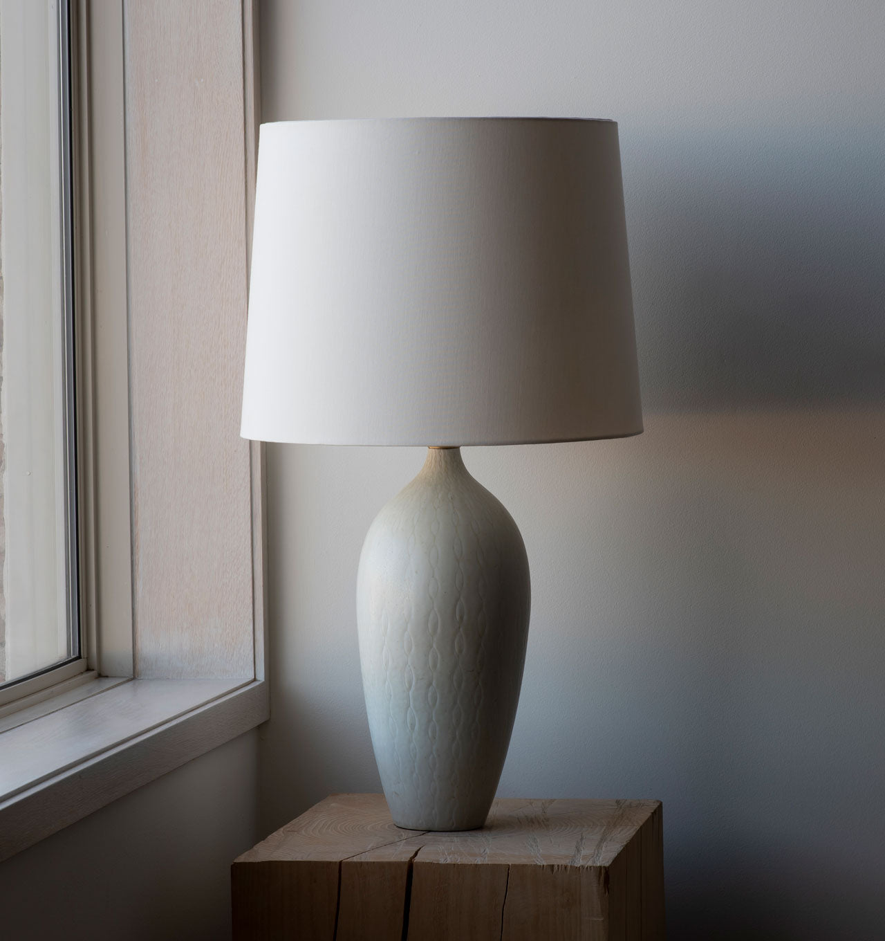 Large Embossed Table Lamp