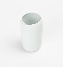 Load image into Gallery viewer, Cylindrical Porcelain Collection #1