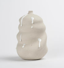 Load image into Gallery viewer, Drip Glaze Curved Vessels