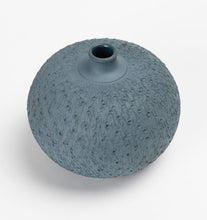 Load image into Gallery viewer, Williamsburg Blue Vases