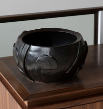 Load image into Gallery viewer, Carved Bowl