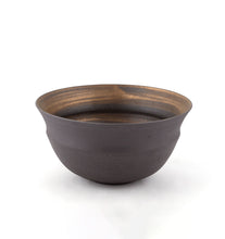 Load image into Gallery viewer, Black and Gold Bowls